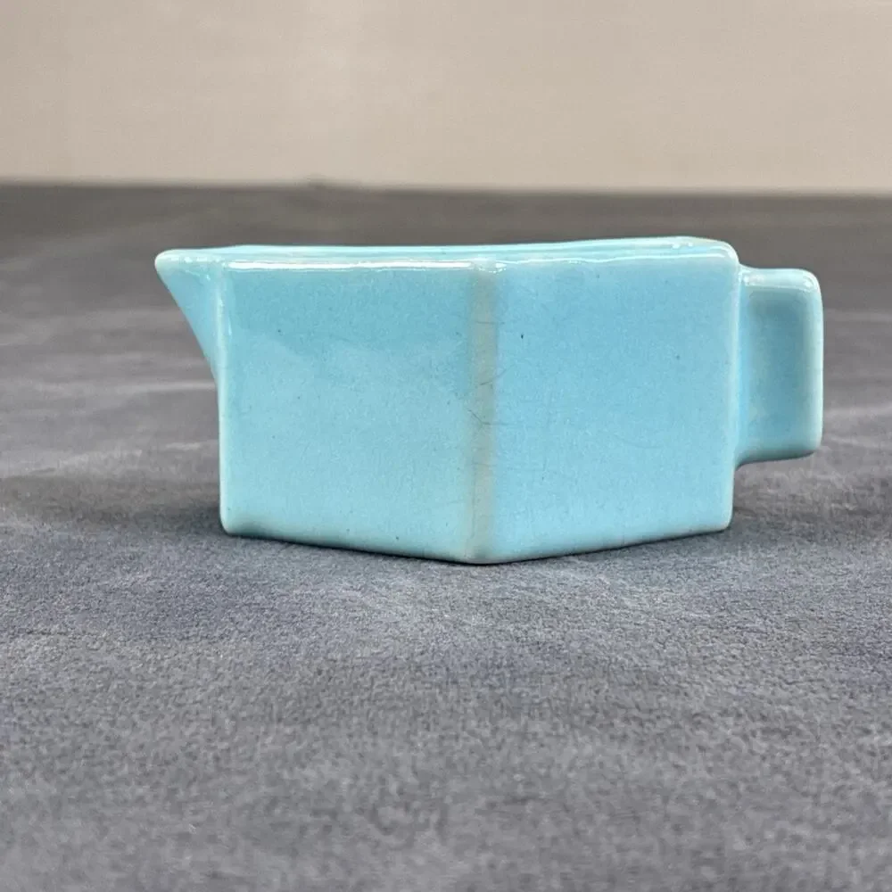 Vintage Caifornia Tudor Pottery Turquoise Nesting Creamer /Open Sugar Tray Set
